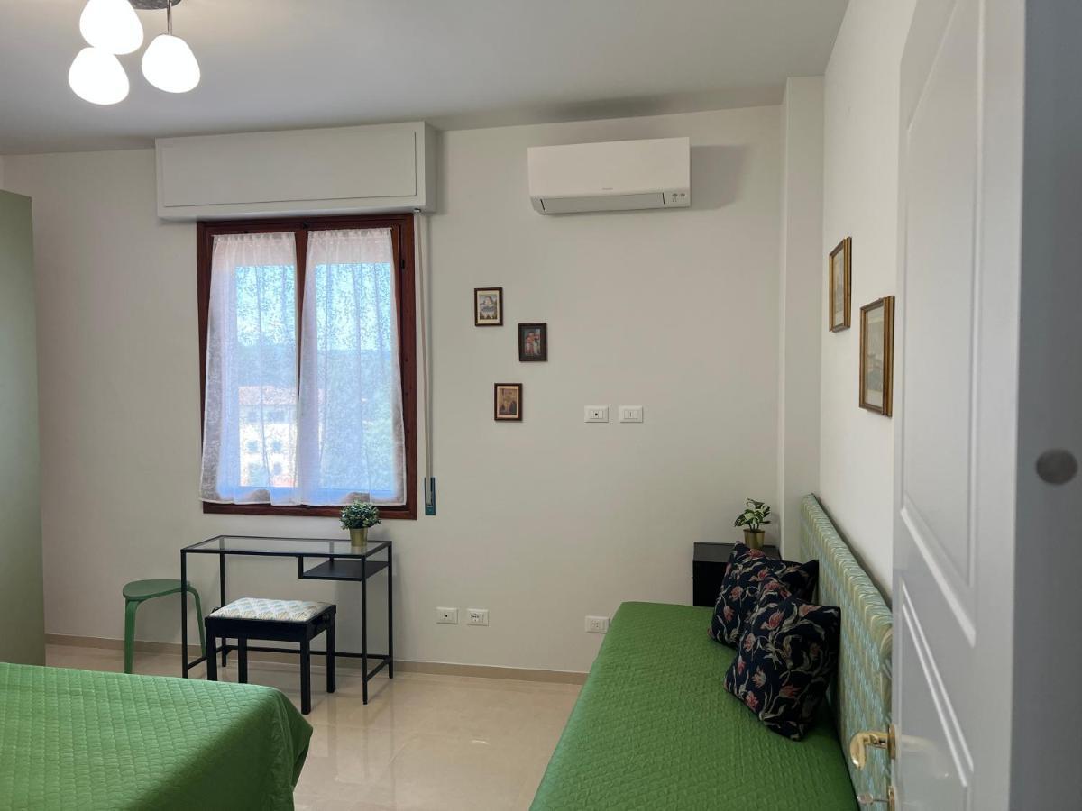 Dario'S House 2 Apartman Scandicci Kültér fotó
